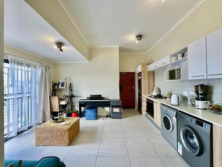 1 Bedroom Apartment in Modderfontein