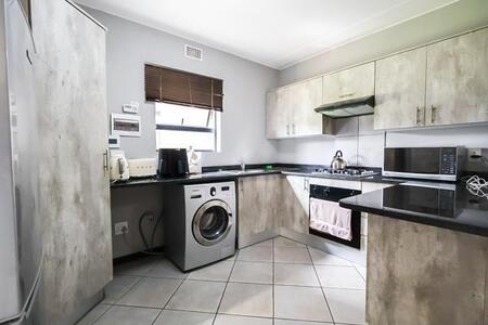 2 Bedroom Townhouse in Nortons Home Estate