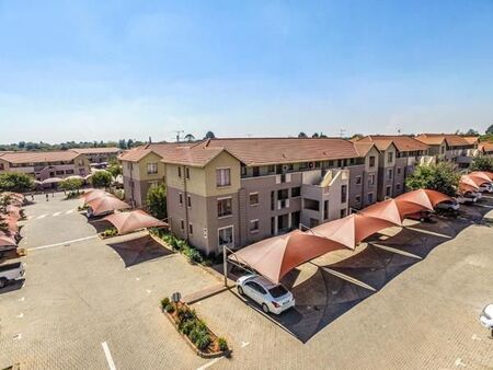 2 Bedroom Apartment in Benoni South