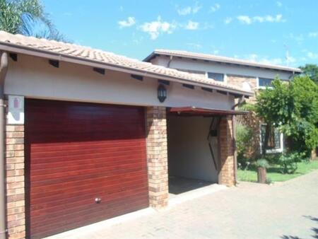 3 Bedroom Townhouse in Centurion Golf Estate