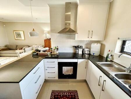 2 Bedroom Apartment in Fairview