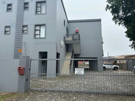 1 Bedroom Apartment in Newton Park