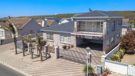 5 Bedroom House in Myburgh Park