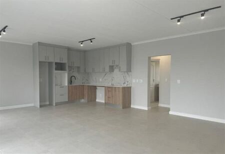 3 Bedroom Apartment in Parklands North