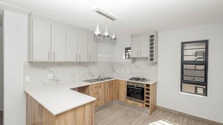 2 Bedroom Apartment in Parklands North