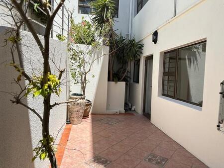 2 Bedroom Apartment in Bloubergrant