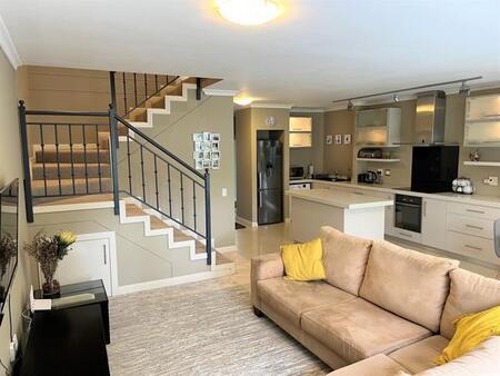 3 Bedroom House in Kenilworth