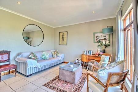 1 Bedroom Apartment in Edgemead