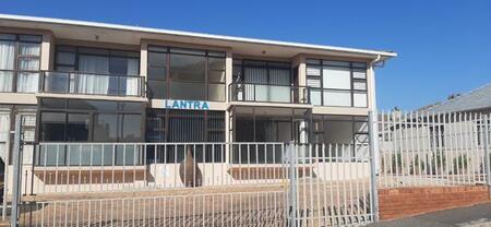 1 Bedroom Apartment in Strand North