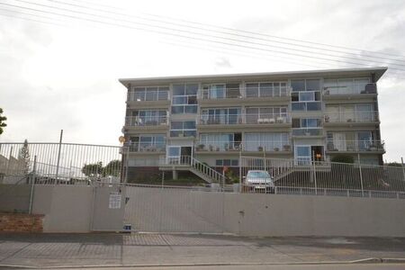 2 Bedroom apartment to rent in Strand Central