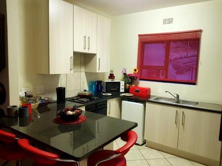 2 Bedroom Apartment in Helderkruin