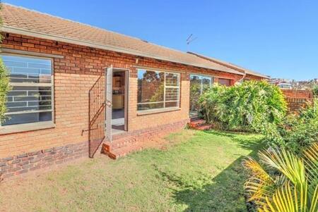 3 Bedroom Townhouse in Noordheuwel