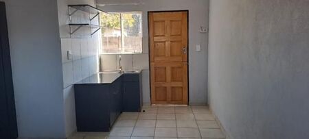 Studio apartment in Booysens