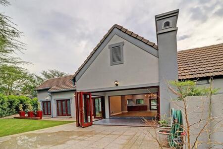 2 Bedroom Townhouse in Boardwalk Meander