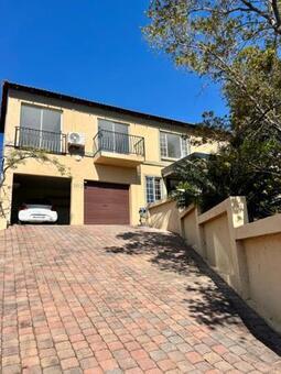 3 Bedroom Townhouse in La Montagne