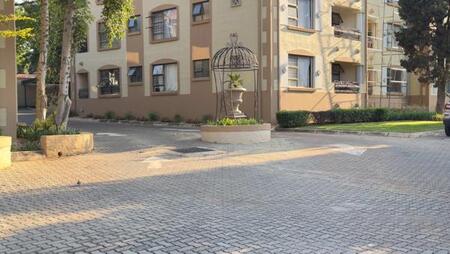 1 Bedroom Apartment in Nieuw Muckleneuk