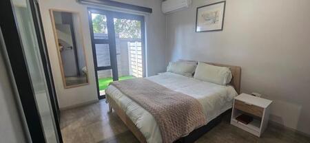 2 Bedroom Apartment in Menlo Park