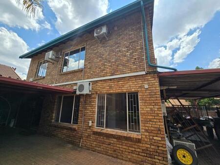 3 Bedroom Townhouse in Doornpoort