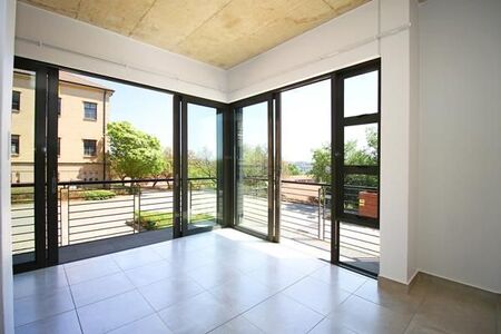 Studio Apartment in Morningside