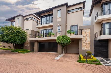 4 Bedroom Cluster in Bryanston