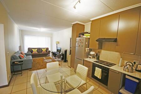 2 Bedroom Apartment in Bryanston