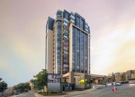 Studio apartment in Sandton Central