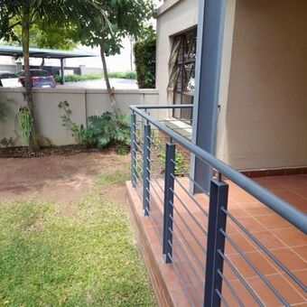 2 Bedroom Apartment in Douglasdale