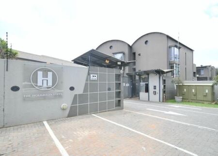 2 Bedroom Apartment in Houghton Estate