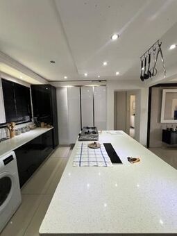 2 Bedroom Apartment in Randpark Ridge