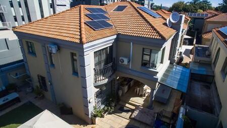 4 Bedroom Townhouse in Bedfordview