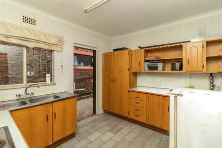 2 Bedroom House in Sharon Park