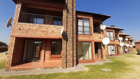 2 Bedroom Townhouse in Edleen