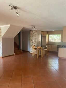 3 Bedroom Townhouse in Hennopspark