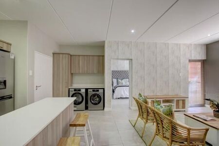 2 Bedroom Apartment in Die Hoewes