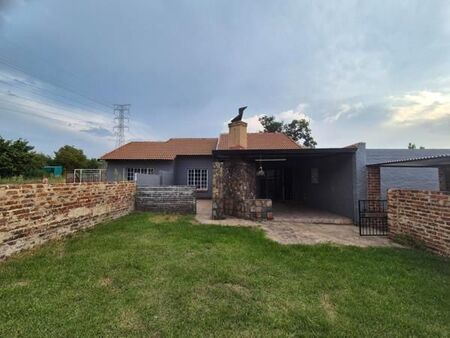 2 Bedroom Townhouse in Cornwall Hill