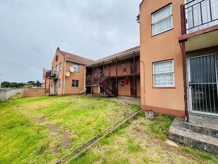 2 Bedroom Apartment in Amalinda