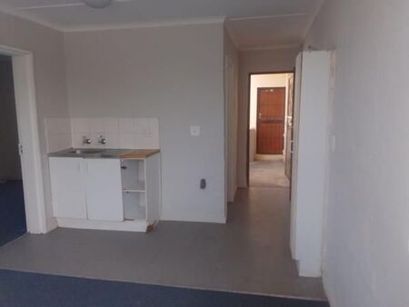 2 Bedroom Flat in Amalinda