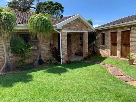 2 Bedroom House in Beacon Bay