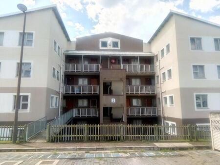 2 Bedroom Apartment in Amalinda