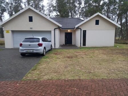 3 Bedroom House in Wedgewood Golf Estate
