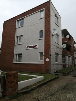 1 Bedroom Apartment in Richmond Hill