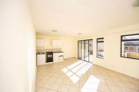 2 Bedroom House in Kidds Beach
