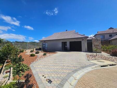 2 Bedroom House in Paradise Beach