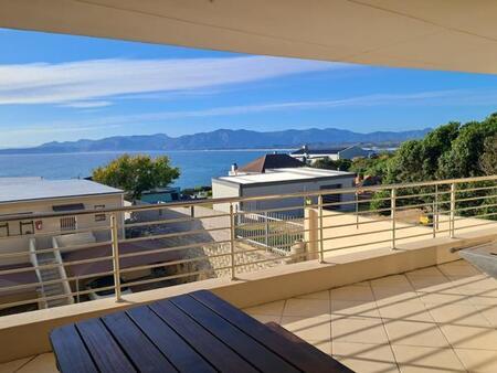 2 Bedroom House in De Kelders