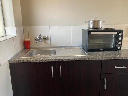 1 Bedroom House in Eikendal