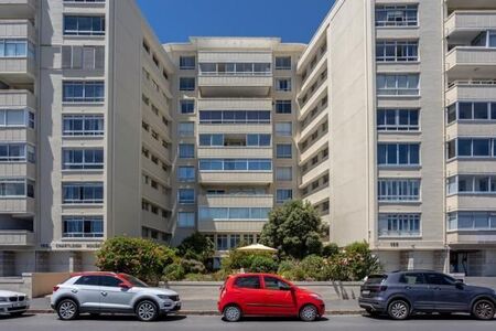 2 Bedroom Apartment in Three Anchor Bay