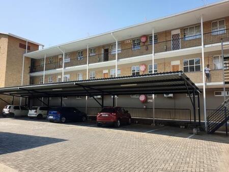 1 Bedroom House in Sonheuwel