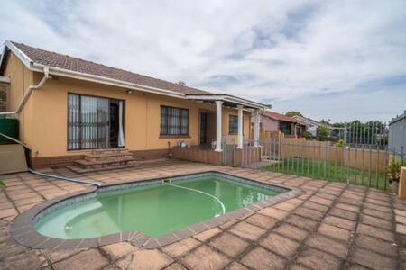 3 Bedroom House in Bluff