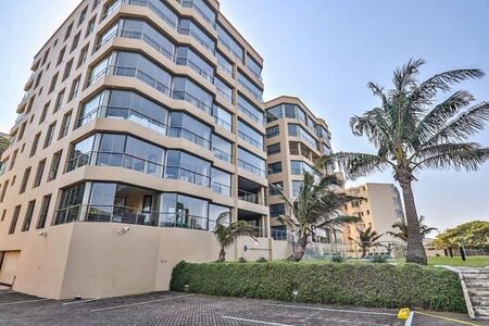 3 Bedroom Apartment in Amanzimtoti