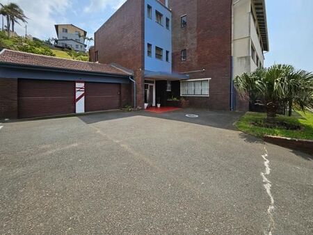 1 Bedroom Apartment in Amanzimtoti